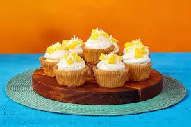 pineapple cupcake3.webp