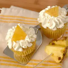 pineapple cupcake